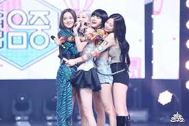 Let's talk about blackpink's future. Fenmo Has Signed A Contract With Yg For Seven Years Will It Be Renewed Or Dissolved After Expiration Daydaynews