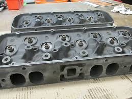 The intake port is designed with a cast ski jump on the port roof which is there to increase port flow. 1968 Big Block Chevy Bbc 396 427 Oval Port Heads 3917215 215 A 8 8 A 10 8 485 00 Picclick