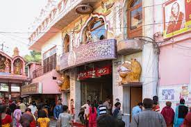Jatinkumar bhatt (jyotish ratnam) marraige celebrant & j.p. Tempel Mata Mandir In Amritsar Indien Franks Travelbox