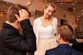 Jan 07, 2016 · veganes hochzeitskleid was können brautpaare machen, um neben der guten laune auch ein gutes werk für umwelt und menschen zu tun? So Haben Wir Unsere Vegane Umweltfreundliche Hochzeit Organisiert