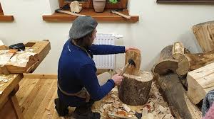 Tradicinių amatų dirbiniai gali tapti tik muziejine vertybe: norinčiųjų  mokytis mažai, o programos naikinamos - LRT