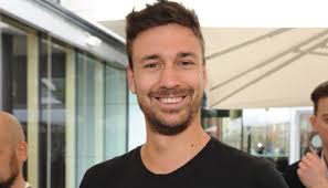 Most popular tracks for #lékai máté. Lekai Mate A Bl Kiralya Sporttv