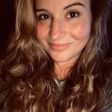 Mindy Doty's Instagram, Twitter & Facebook