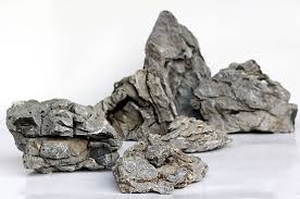 Aquarium Rocks Description And Features Of Dragon Stone Seiryu Slate Rainbow Pagoda Quartz Lava Rock Aquascaping Lab Aquarium Rocks Aquascape Aquarium