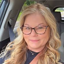 Low budget family photographers in the area?