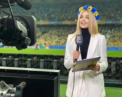 Although zinchenko started only three premier league games before the end of january, with zinchenko started both the efl and fa cup final successes against chelsea and watford respectively. Vlada Sedan Tv Moderatorin Liebt Em Star Hamburger Morgenpost