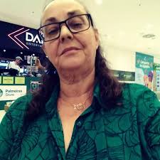 Parcial da enquete do UOL aponta eliminação de Vitória Strada no reality  #BBB25. Gostaram desse suposto resultado? Lembrando que a enquete do UOL  não tem caráter científico nenhum em relação à votação