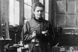 Madame curie es una película de 1943 dirigida por mervyn leroy y protagonizada por greer garson. Petites Curie Cuando Marie Curie Condujo Ambulancias En Plena Guerra