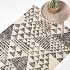 Großverkauf teppich schwarz weiss aus china teppich schwarz weiss großhändler über großverkauf, großverkauf und mehr bei alibaba.com. Baumwoll Teppich Delphi Mit Geometrischem Muster In Schwarz Weiss