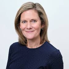 Laura Tuttle's Instagram, Twitter & Facebook