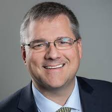 Scott Clausen's Instagram, Twitter & Facebook