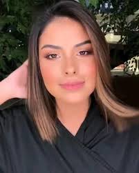 Lora Stoyanova (lorastoyanova)