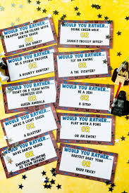In revenge of the sith and attack of the clones, what color is yoda's lightsaber? Star Wars Would You Rather Questions Free Printable Play Party Plan