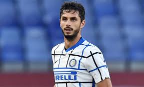 Andrea ranocchia is an italian professional footballer who plays as a defender for inter milan. Ranocchia Ai Saluti Il Messaggio Del Difensore Mi Avete Fatto Realizzare Un Sogno Internews24