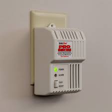 Digital continuous radon gas monitoring with home radon alarm protect your family from lung cancer from radon gas exposure with the only epa evaluated radon gas alarm, the safety siren pro 3 electronic radon gas detector from family safety products. Safety Siren Pro Series Combination Gas Detector Sylvane