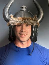 Troy Bennett's Instagram, Twitter & Facebook