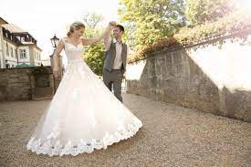 We did not find results for: Prinzessinnenkleid Zur Hochzeit Brautraum Brautkleider Zum Verlieben
