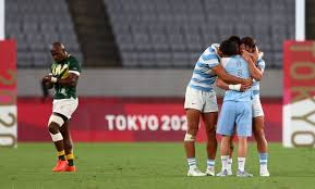 The carling currie cup will be back to normal this year, with south africa's 14 provincial unions contesting the premier and first divisions, while sa rugby also confirmed new competitions for the provincial u/20 teams after last year's covid. Byre8bqyhfwpnm