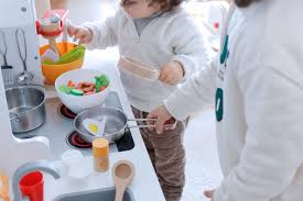 El dulce pastel de plátano es un gran postre. La Cocinita Como Juego Simbolico Creciendo Con Montessori