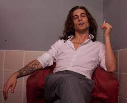 After the beautiful victory at eurovision, the maneskins and especially damiano have had to suffer several accusations. Damiano David 16 Facts About The Maneskin Singer You Need To Know Popbuzz