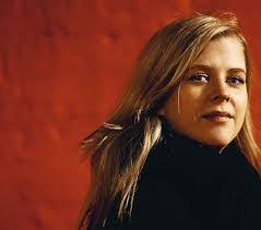 Daisy Johansen's Instagram, Twitter & Facebook