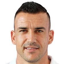 Erick Scott's Instagram, Twitter & Facebook