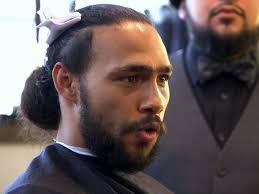 Keith Thurman beats bloodied Luis Collazo, calls out Floyd Mayweather