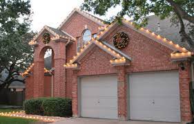 Abc pest control services all of central iowa, providing such services as centralized billing, online bill pay, real estate termite inspections, post & preconstruction termite treatments, pest bird control, and mosquito control, as well as insect and rodent control. Holiday Lighting Christmas Lights Installation San Antonio Tx Abc Home Commercial Services
