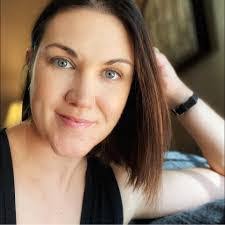 Melissa Niemeyer's Instagram, Twitter & Facebook