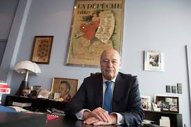 Elle permet aux abonnés de feuilleter le journal, avec une sensation de fluidité, de passer aisément en mode lecture. Le Groupe De Presse De Jean Michel Baylet Va Imprimer Le Journal Du Conseil Regional Le Blog Politique