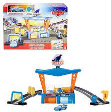 The era of the robot masters is over. Disney Pixar Cars Color Change Dinoco Car Wash Playset With Pitty And Exclusive Lightning Mcqueen Vehicle Interactive Water Play Toy For Kids Age 4 Years And Older Buy Online At Best Price