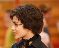 Image result for ‫بهترین مدل موهای کوتاه برای زنان‬‎