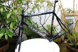 look 585 road racing bike carbon frame frameset l large 55cm time colnago in richmond london gumtree