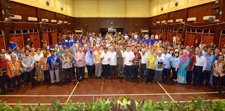 Maklumat majlis pengurusan komuniti kampung (mpkk). Kekalkan Elaun Pengerusi Dan Setiausaha Bukti Kerajaan Negeri Hargai Jasa Mpkk Buletin Mutiara