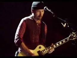 The edge deluxe 'the edge deluxe signature model is an updated take on the classic '57 tweed deluxe used to craft the edge's sonic identity. U2 One The Edge Solo Live In Chicago 2005 Youtube