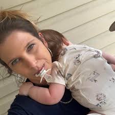 What color cabinets to pair with dark gray laundry room?