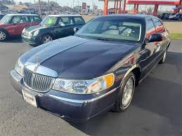 Image result for Deep Wedgewood Blue 2000 Town Car