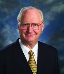 LaRoy Edwards 5/20/28-8/6/22 LaRoy Edwards is a name that will be  remembered in the piano service industry for many years to come, as the man  behind the name had a significant impact