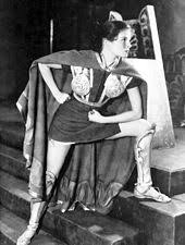 American actress katharine hepburn playing tennis, circa 1935. Katharine Hepburn Wikipedia