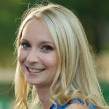 Abigail Bentley Cert DigM