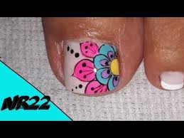 Esmalte en gel uñas manos y pies uñas manos y pies uñas lila las uñas uñas de los dedos. Pin En Mandalas