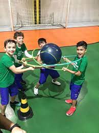 A Los Ninos Les Gustan Los Juegos Cooperativos Conocelos Juegos Cooperativos Juegos Deportivos Para Ninos Juegos