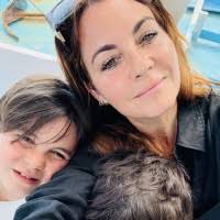 8 "Amelia Palomo" profiles