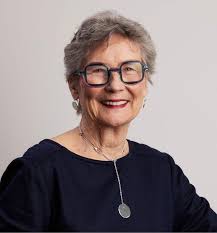 Kristen Gamble's Instagram, Twitter & Facebook