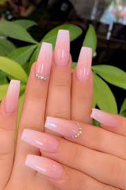 Ava Toberman Acrylic Nails Coffin Short Pink Acrylic Nails Color For Nails Pink and white ombre coffin nails designs it's cute french tip coffin nails with ombre effect which, is an elegant style suits everyone, and you can wear this manicure in matte style or in shiny glittered style.