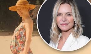 Michelle pfeiffer reveals dilemma about appearance. Michelle Pfeiffer Shares Throwback Pregnancy Snap From 1994 And Says She Is Missing My Kids Daily Mail Online