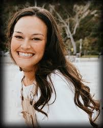 Peggy Dellinger's Instagram, Twitter & Facebook