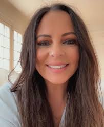 Cheryl Seawright's Instagram, Twitter & Facebook