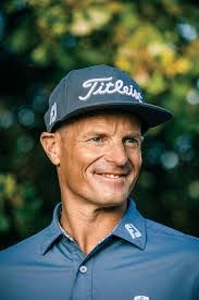 Dale Abraham's Instagram, Twitter & Facebook