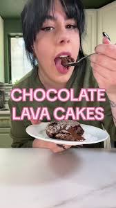 Easy 5-Ingredient Chocolate Lava Cakes Recipe
